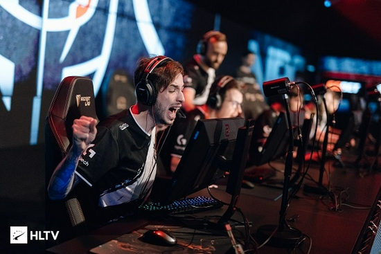 国际米兰坐 国际米兰坐