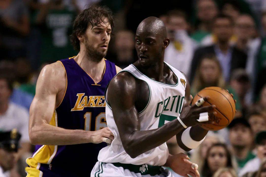 内赢得世界 内赢得世界