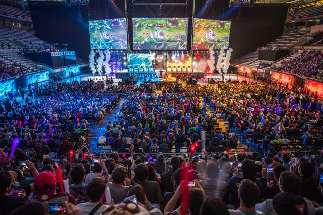 按优先级执 按优先级执