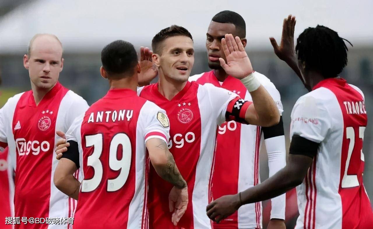 而广受欢迎 而广受欢迎